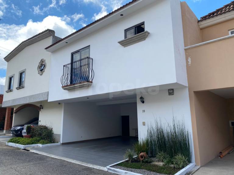 Casa en Venta Residencial Los Diamantes