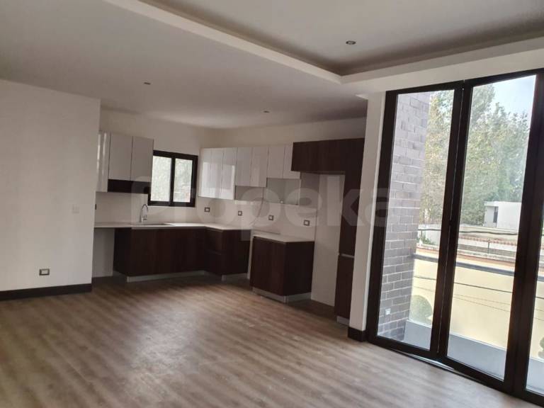 Apartamento en Venta Zona 10 – Edificio Vivalt – 2 dormitorios 2 baños 2 parqueos