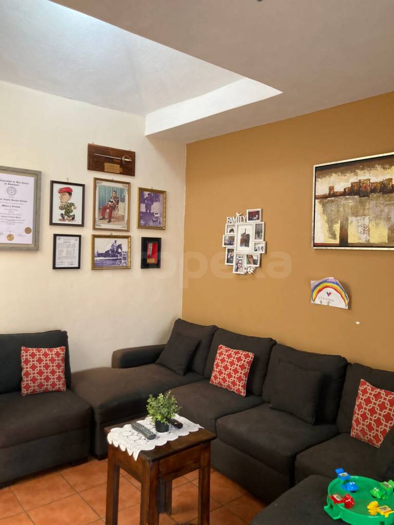 Casa en Venta Km. 18 Carretera a El Salvador, Residencial Santa Clara, Fraijanes — imagen 4