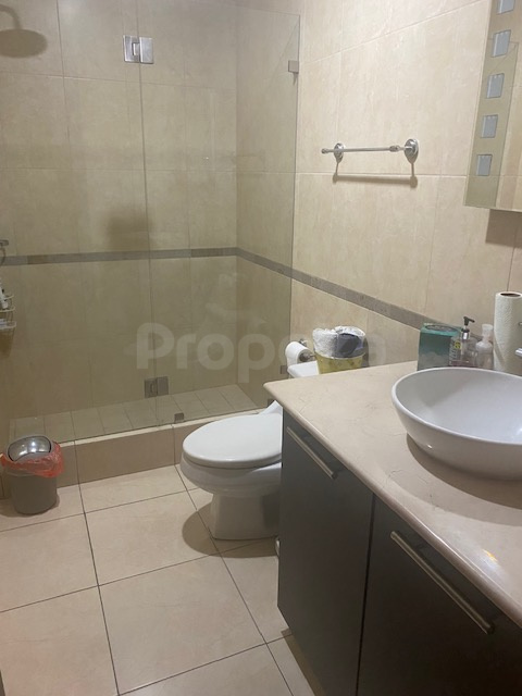 Apartamento en Venta Edificio Santa María Zona 10